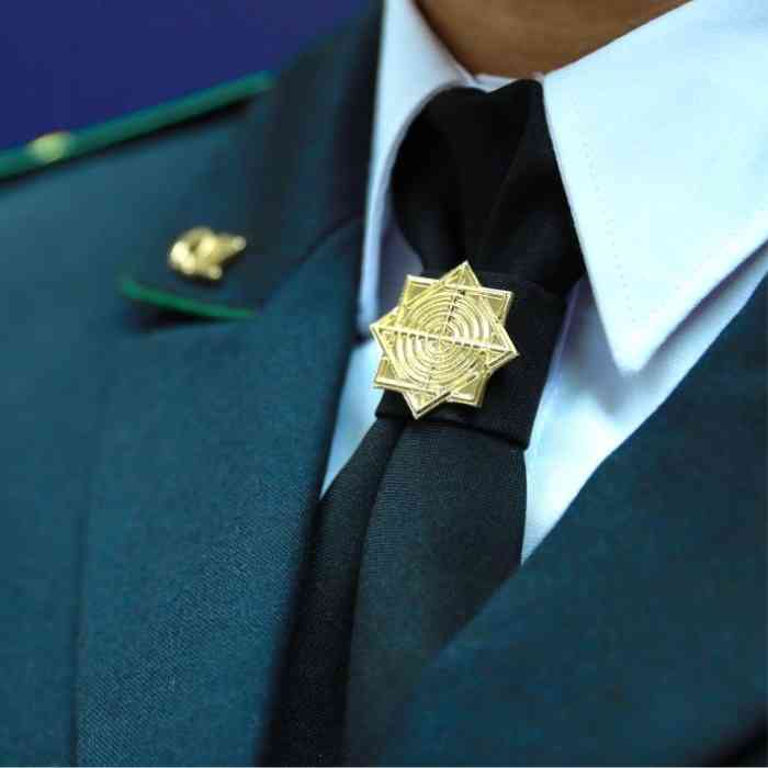 НЕУЧТЕННЫЙ СПИРТ ПРОИЗВОДИЛИ И НЕЗАКОННО ПРОДАВАЛИ НА ЗАВОДЕ В ШЫМКЕНТЕ